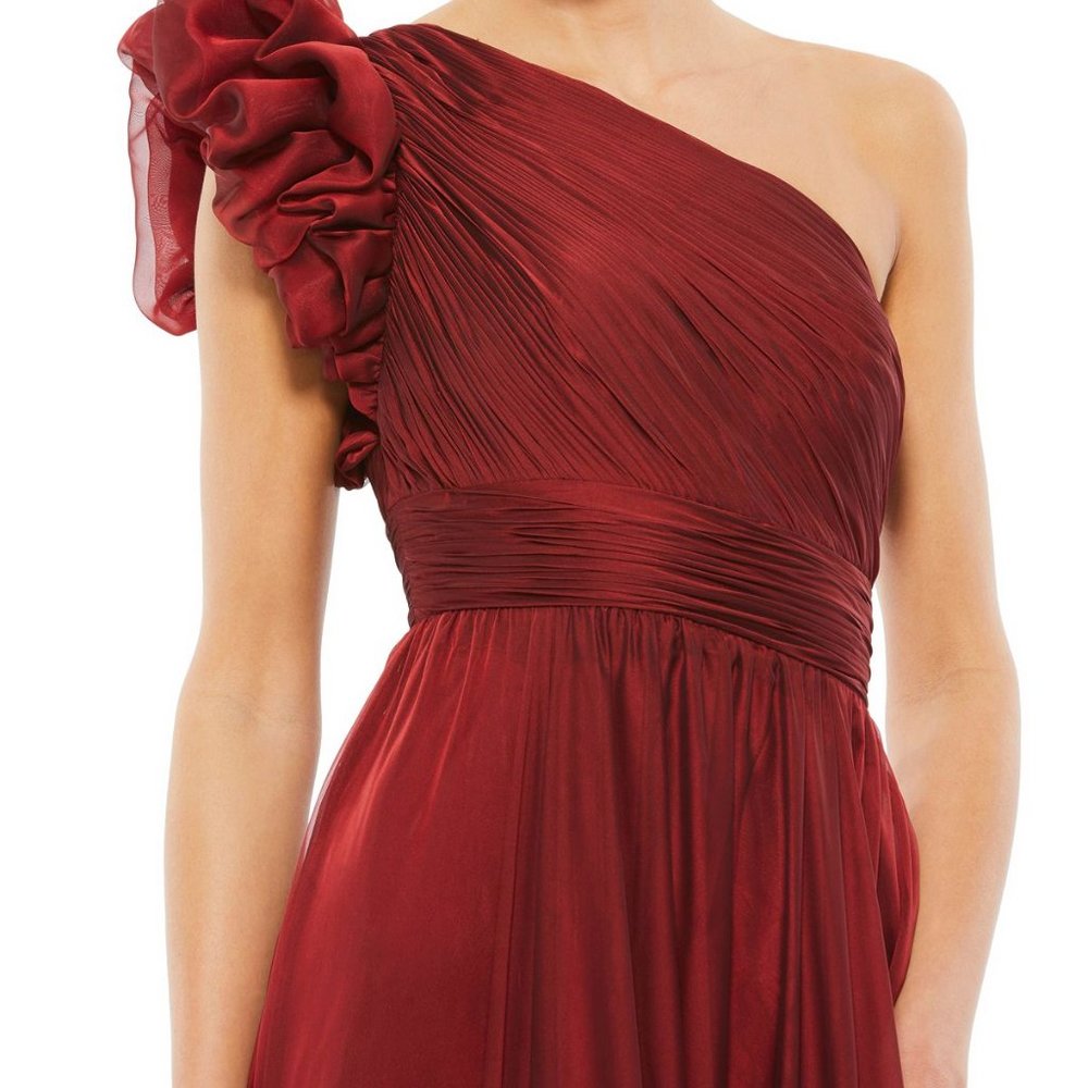 NWT Mac Duggal ORGANZA ONE SHOULDER PLEATED GOWN WINE RED 67878 - Picture 3 of 8